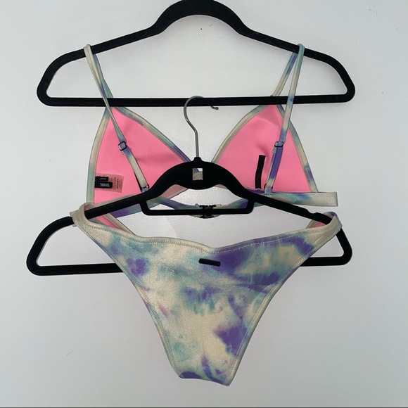 Triangl tie dye neoprene Bikini- bag included! - Picture 5 of 5